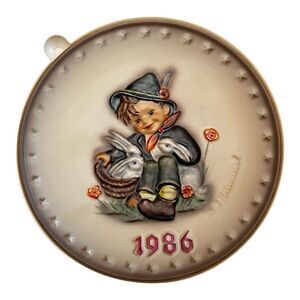 Vintage‎ Goebel Hummel 1986 Collector Plate